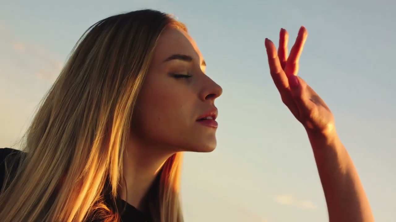 Paso a su Costado – Cover Ukelele | Versión Playa Relax | Música Chill de Verano