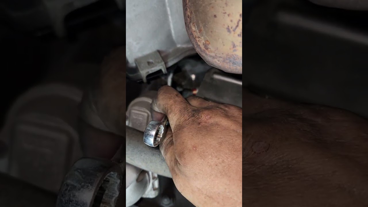 Замена стартера Chevrolet Suburban 5.3 2018 года