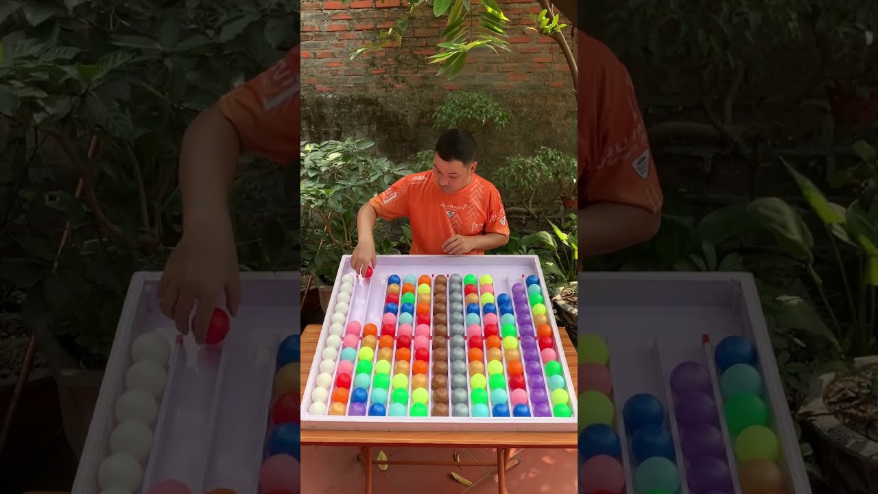 Puzzle sorting ball game challenging