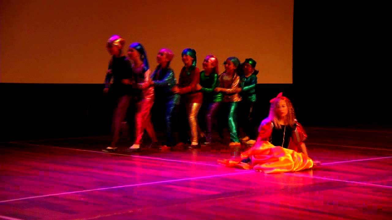 DENİZLİ DOĞA KOLEJİ 2013 DANS YARIŞMASI