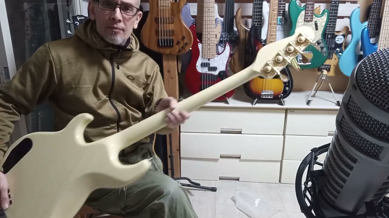 VINTAGE JAPANESE BASS GUITARS: Yamaha BB3000 BASS REVIEW / BASS SOUNDCHECK / ELECTRIC BASS TEST