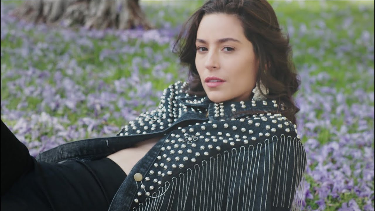 Behind The Scenes On Alexxis Lemire's FAULT Magazine Photoshoot
