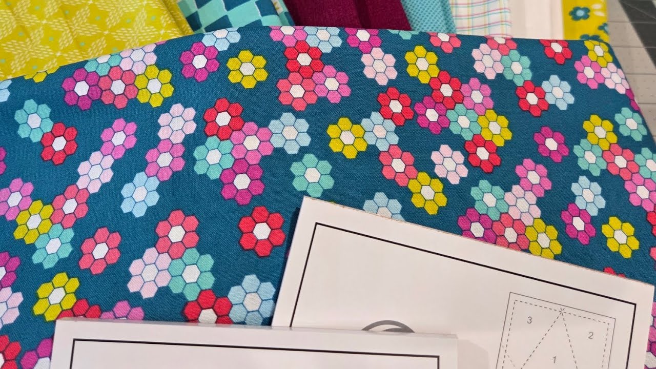 Unboxing my Brown Bag Mystery 2026 quilt kit