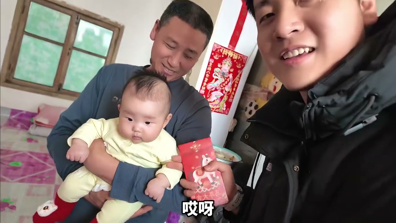 宝宝100天啦，去姥姥家拍四世同堂全家福，没想到变化这么大？ #带娃 #带娃日常 #夫妻 #日常vlog #情侣