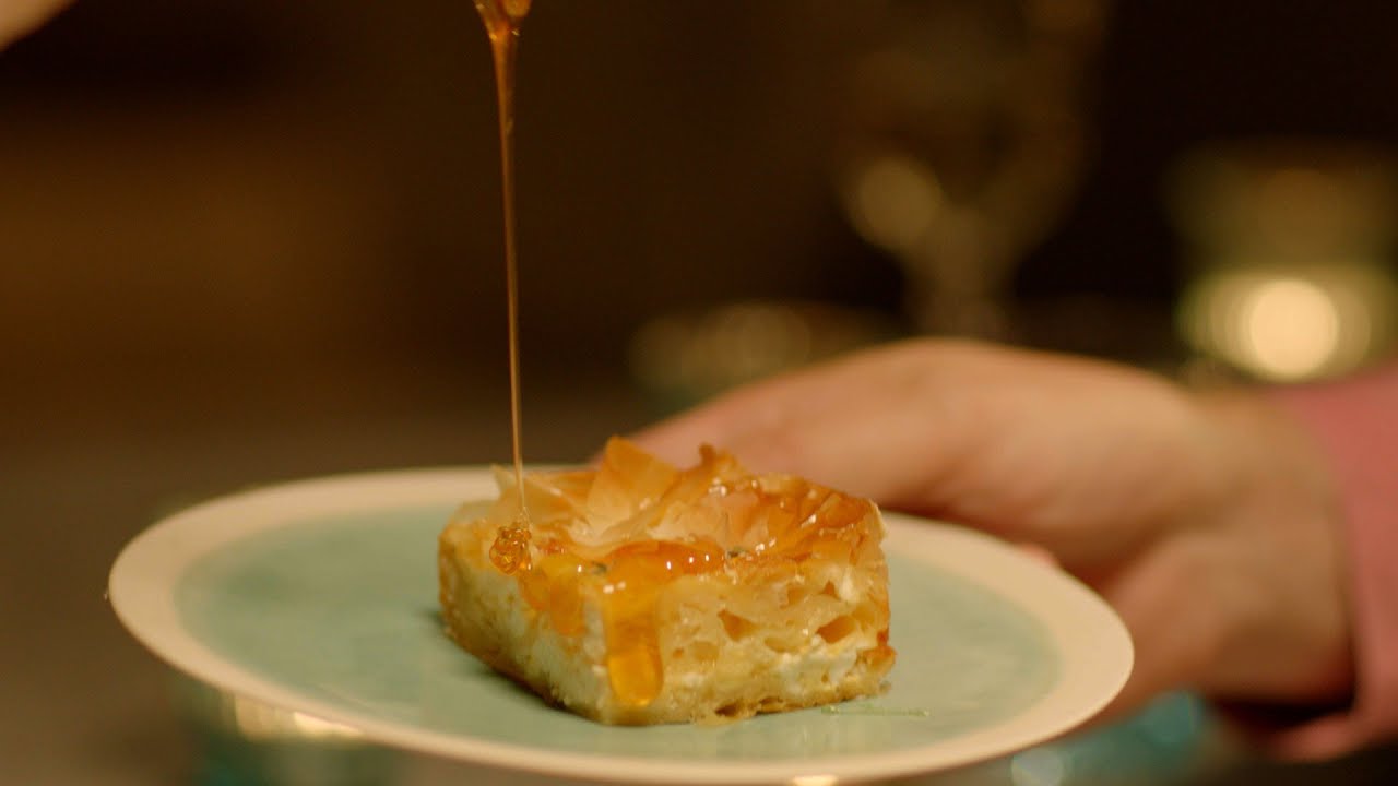 Nigella's easy Greek feta pie recipe - BBC