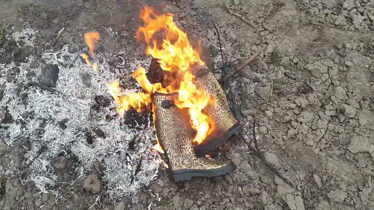 Burn rubber boots