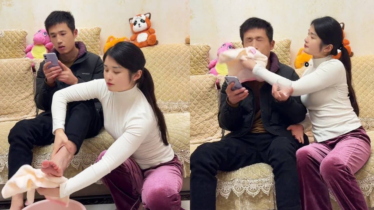 老公玩手机让老婆老婆给他洗脚，没想到老婆偷偷给他喝洗脚水！【小词夫妻】