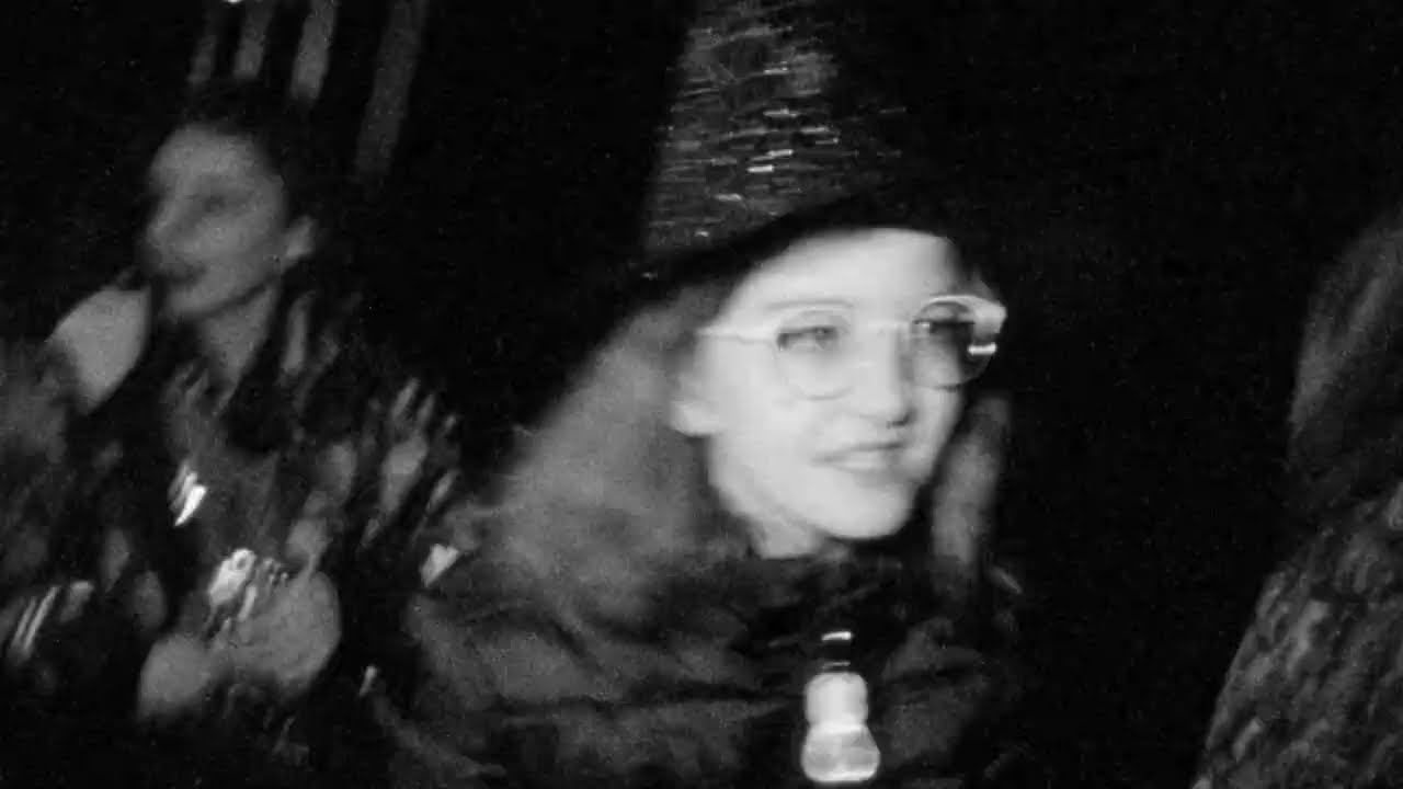 TRICK OR TREAT - HALLOWEEN ON SUPER 8