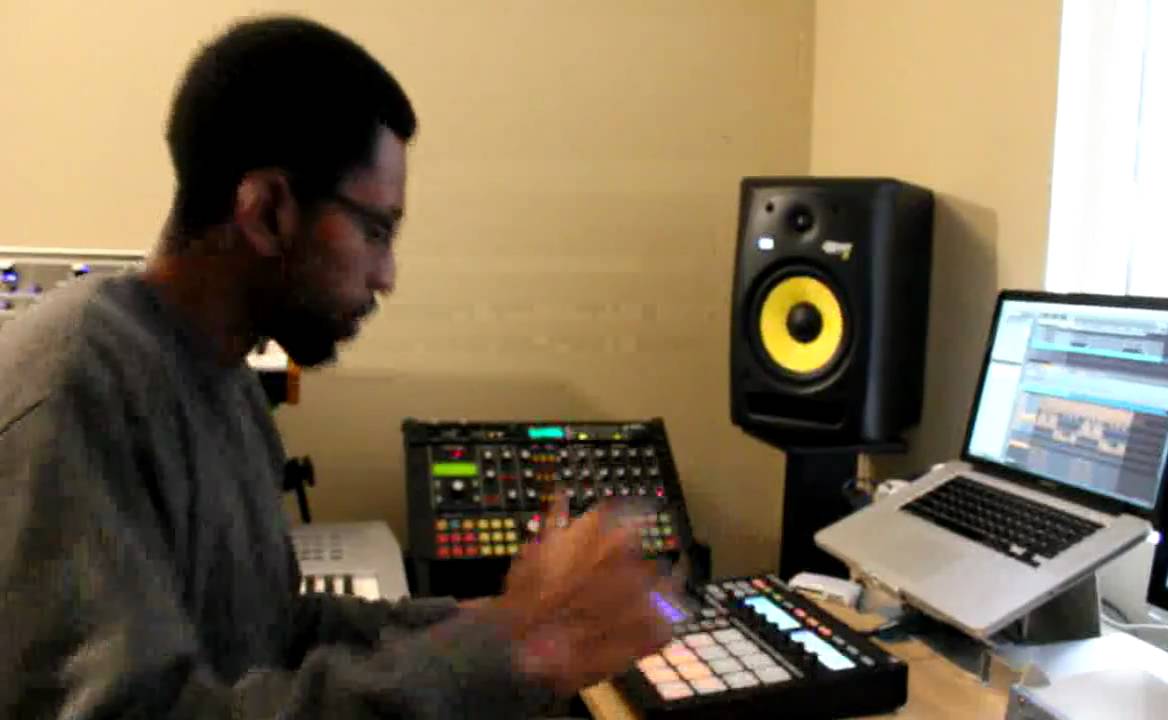 Discussing Maschine 1.6 Workflow: Altruwest TV Episode 21
