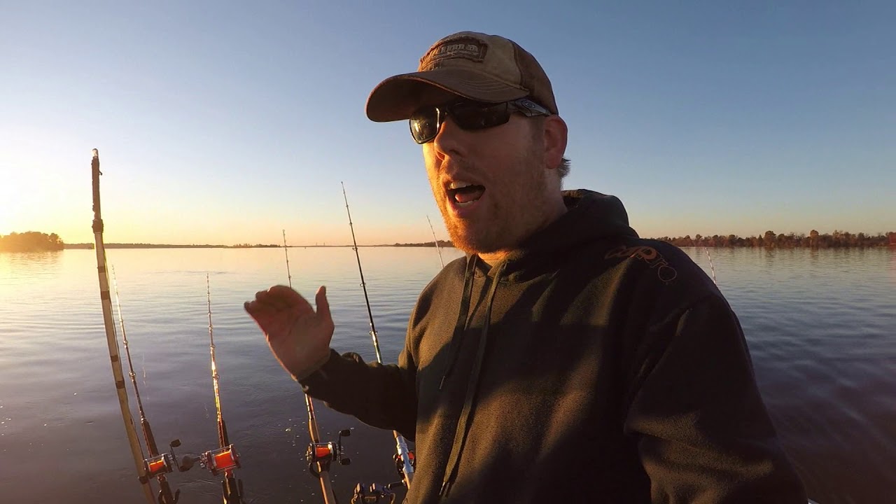 Best Catfishing Rod / Reels for Big River Catfish - 9 rod review