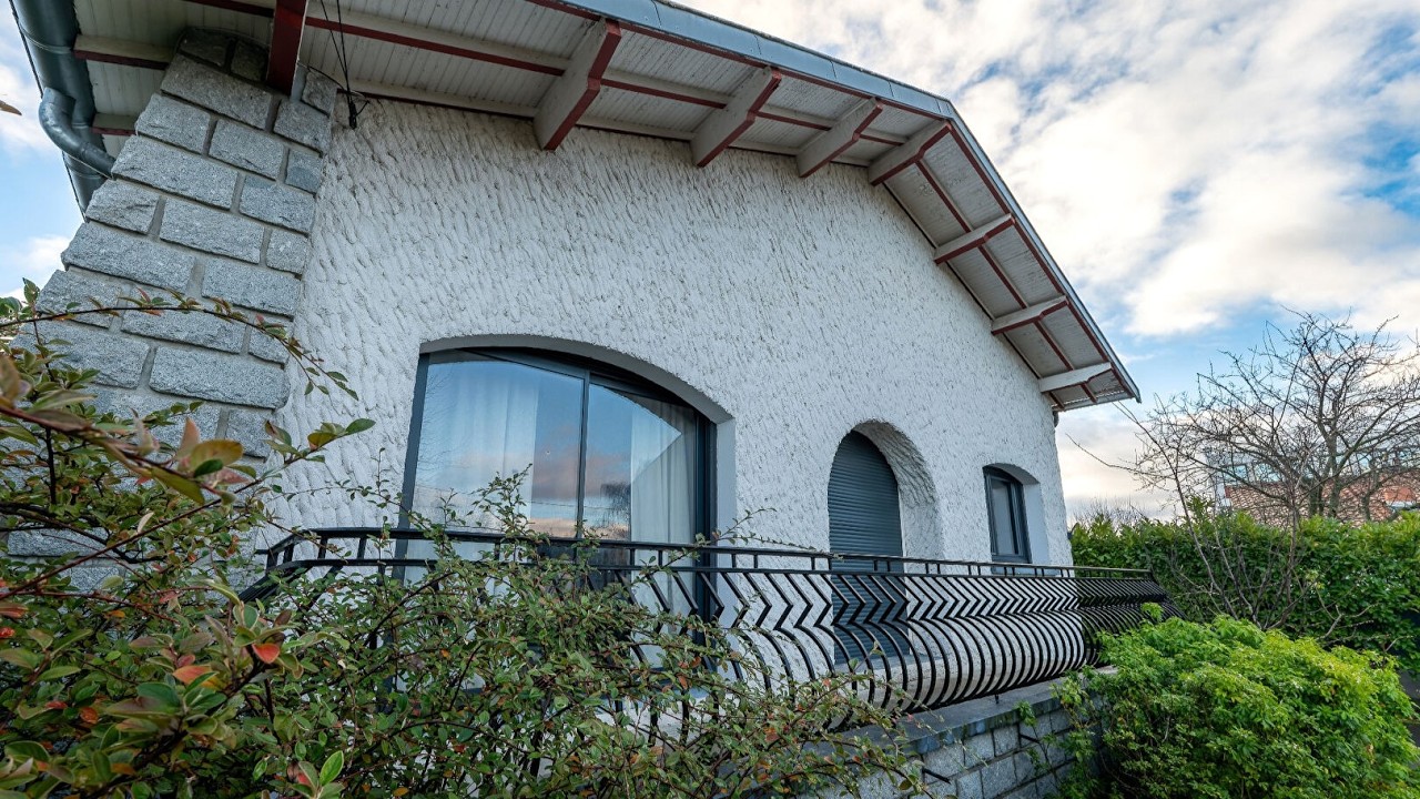 ⭕KEY Immobilier - En vente - Maison T5 (186 m²) à CLERMONT-FERRAND (63000) - REF - 10295