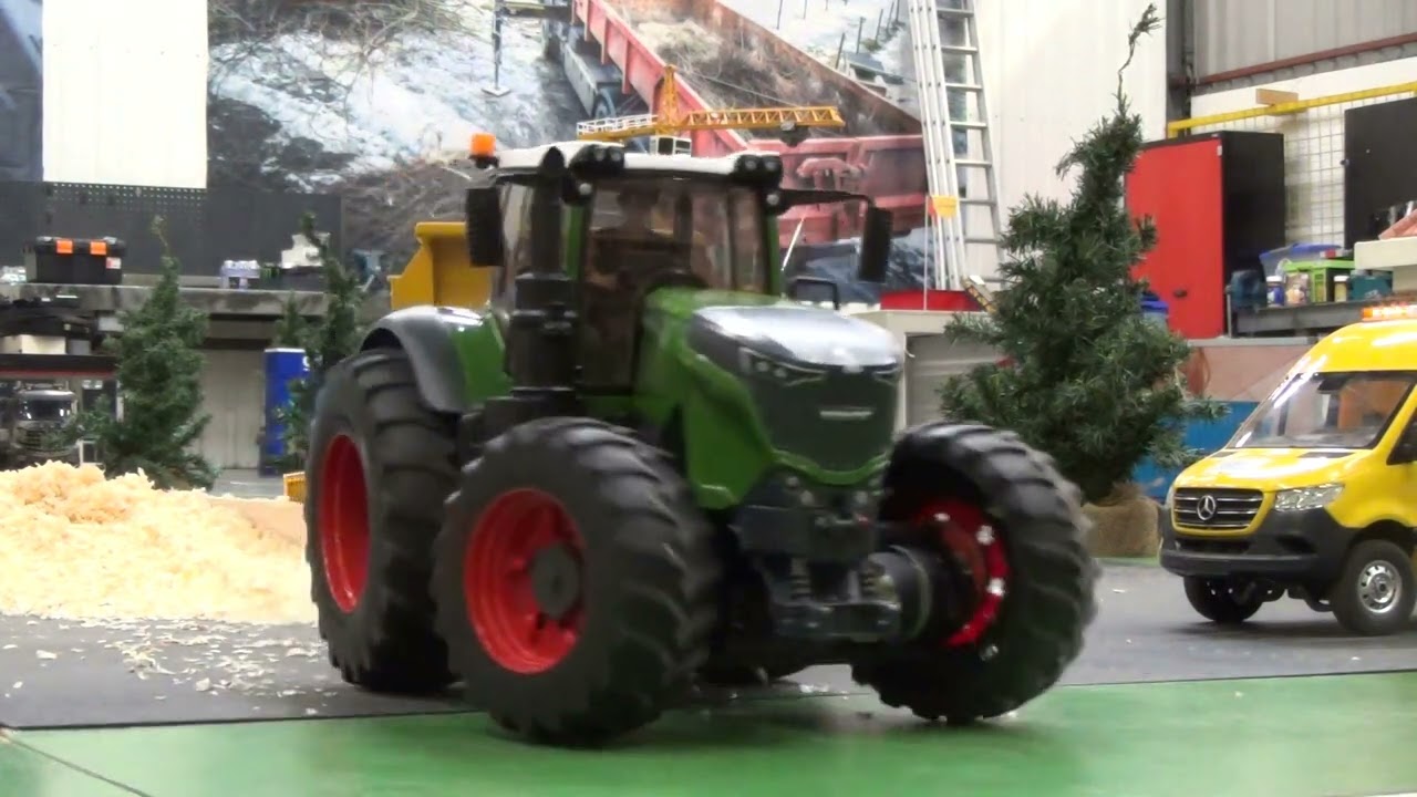 BAUE EIN DICKEN FENDT/BUILDING A BIG FENDT  BRUDER UMBAU / CONVERSION  MODELLBAU JG