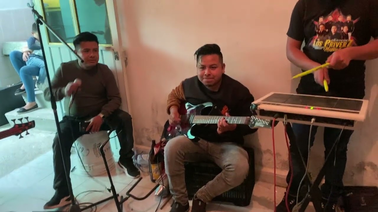 Popurrí 🎼♦️Amores De Montaña,♦️Moño Colorado Y ♦️Son De Amoltepec🎹Agrupacion Los Priverz 🔥