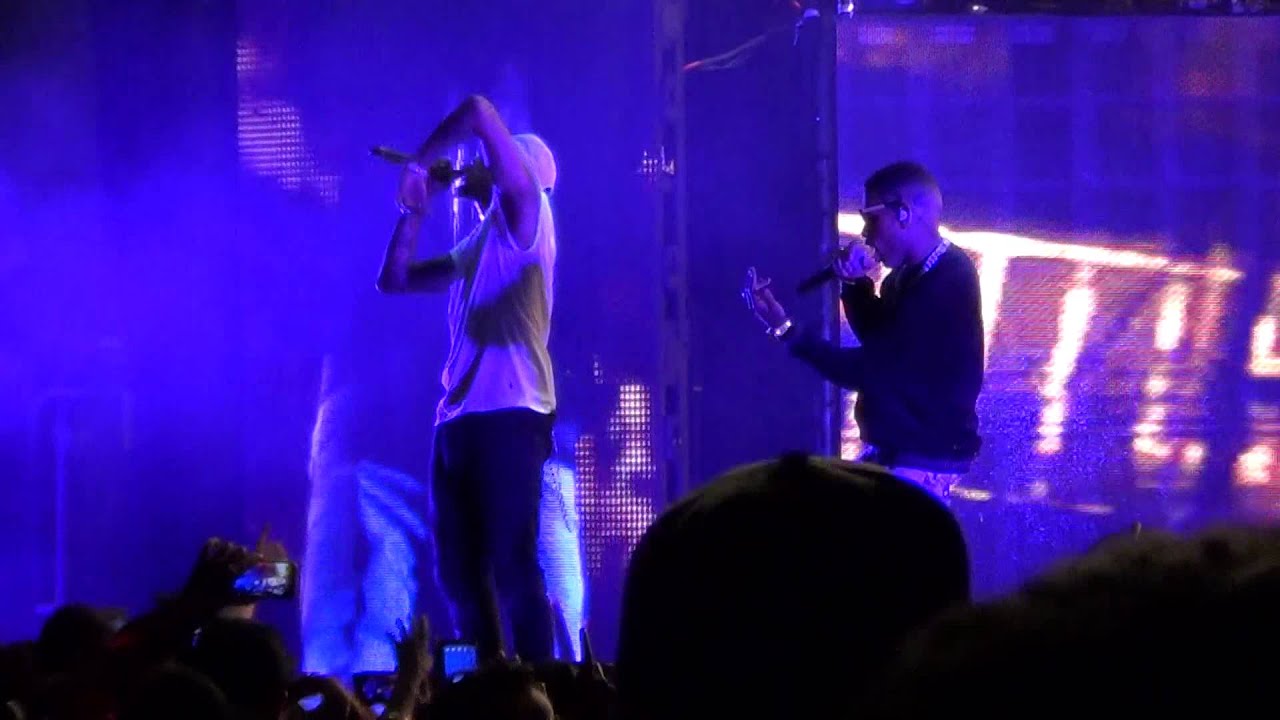 Kid Ink (Ft. Chris Brown) - Show Me - Concord Pavilion - Concord, CA - September 19, 2015