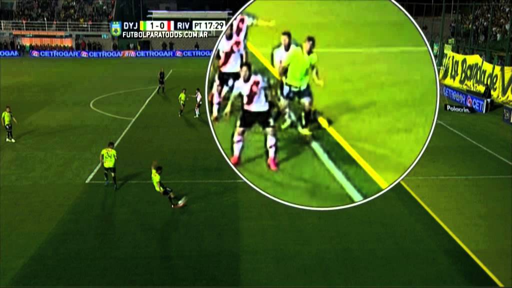 &iquest;Estaba adelantado?. Defensa 1 River 0. Fecha 19. Torneo Primera Divisi&oacute;n 2015.FPT