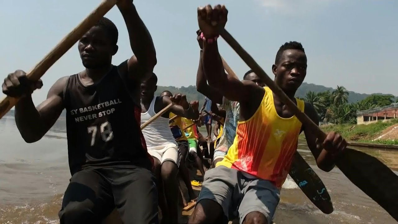 Traditional canoe racing on the rise again in Central Africa amid civil war | AFP