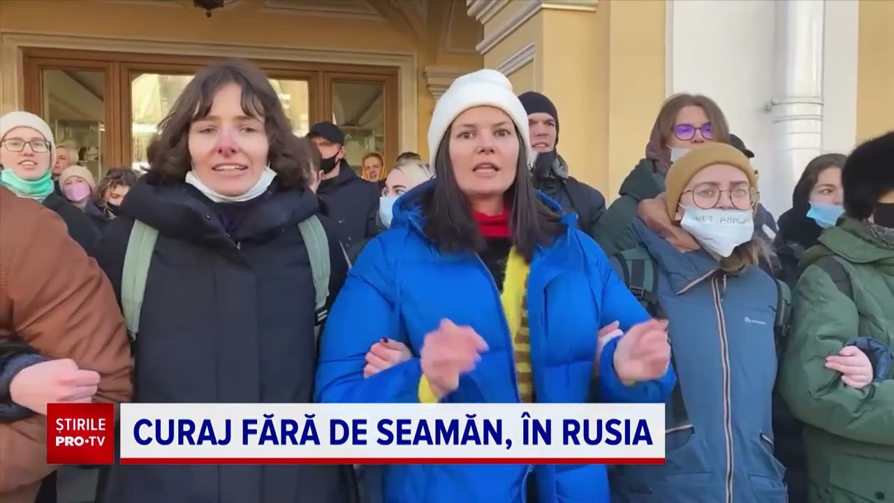 Jurnalista care a protestat față de război la o televiziune din Rusia, amendată și eliberată