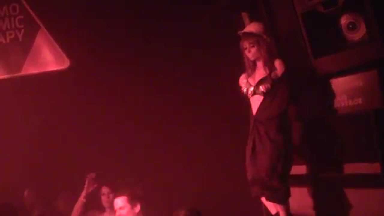 Lisa Lashes @ Ministry Of Sound (08-03-2013) (1/3)