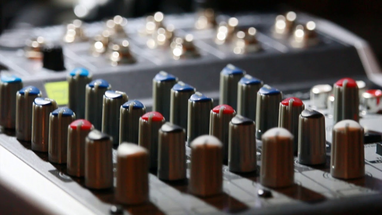 Behringer Xenyx Q802USB | Gold Bilder Videos
