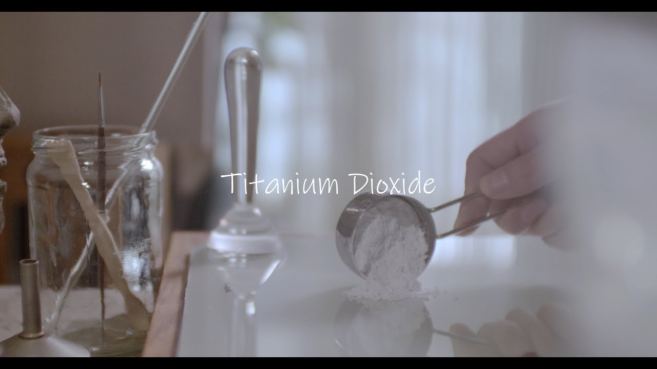 Artist-grade Oil paint - Titanium White