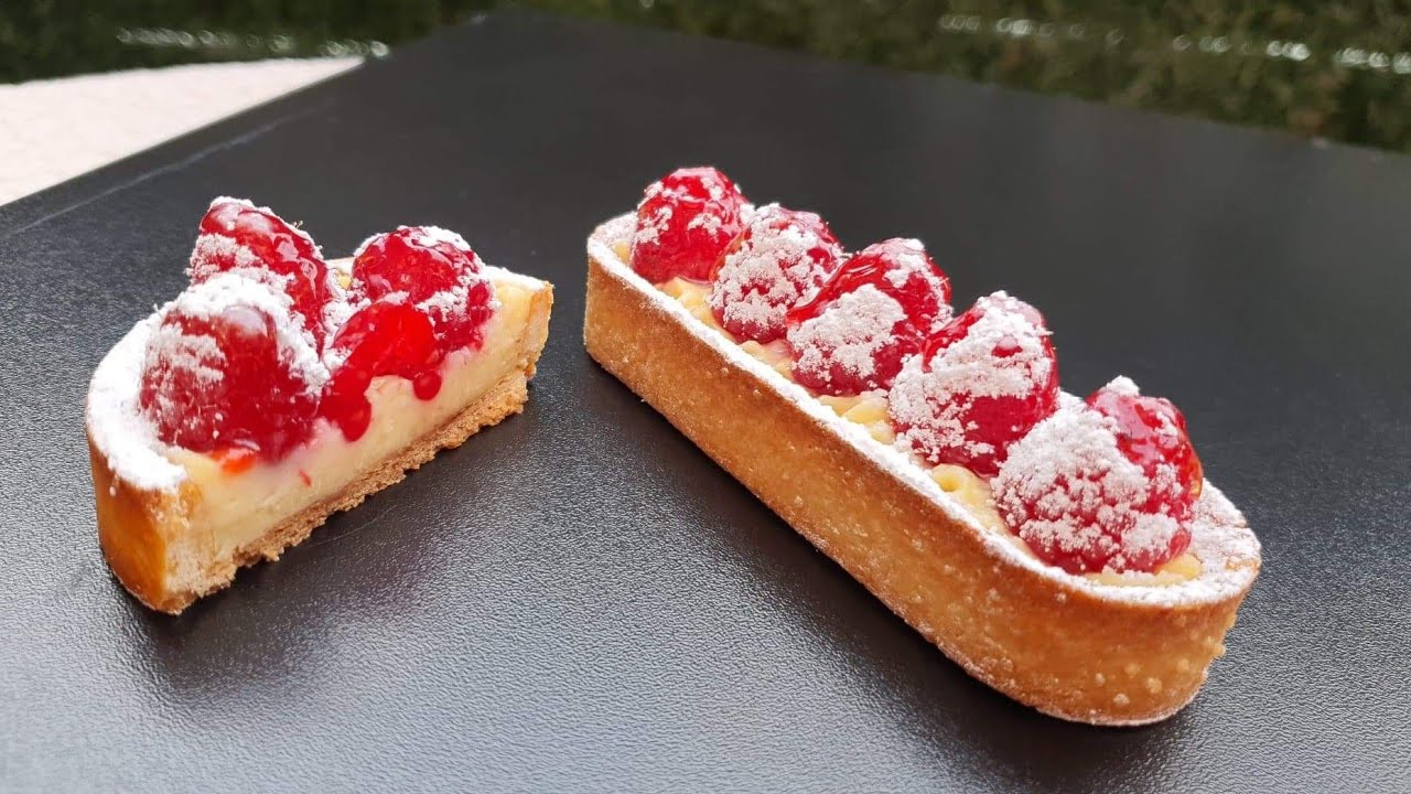 Tarte aux fraises et framboises تارت الفراولة الفريز بكل تفاصيلها عجينة الصابلي ،كريم باتيسير