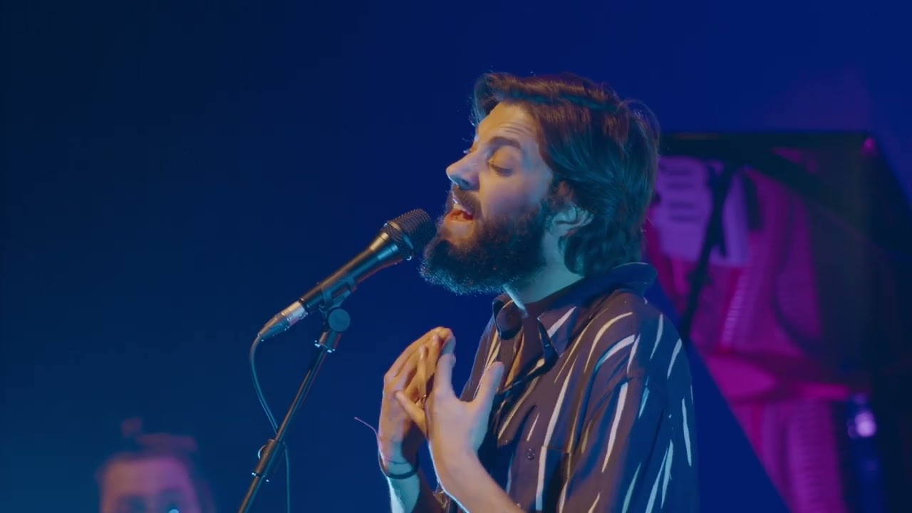 Salvador Sobral - that old waltz LIVE (Ao Vivo Teatro Maria Matos)