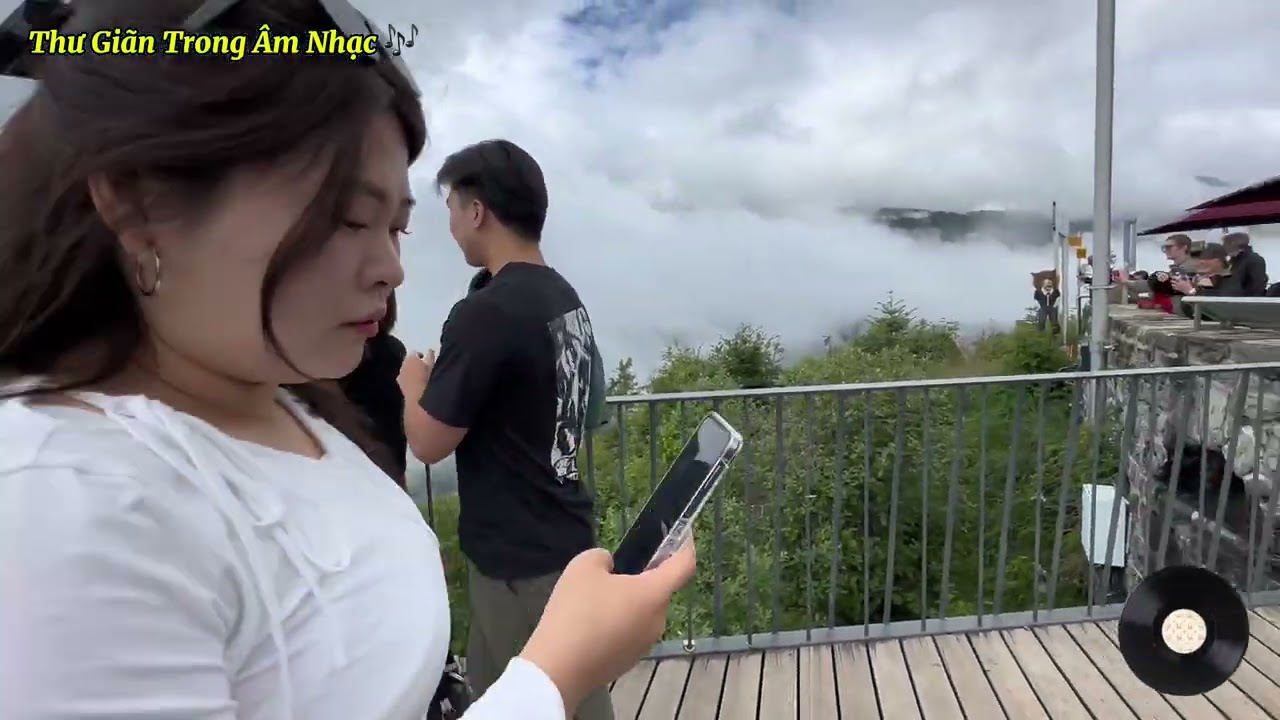 THÀNH PHỔ BUỒN || SÁNG TÁC: NHẠC SĨ LAM PHƯƠNG 