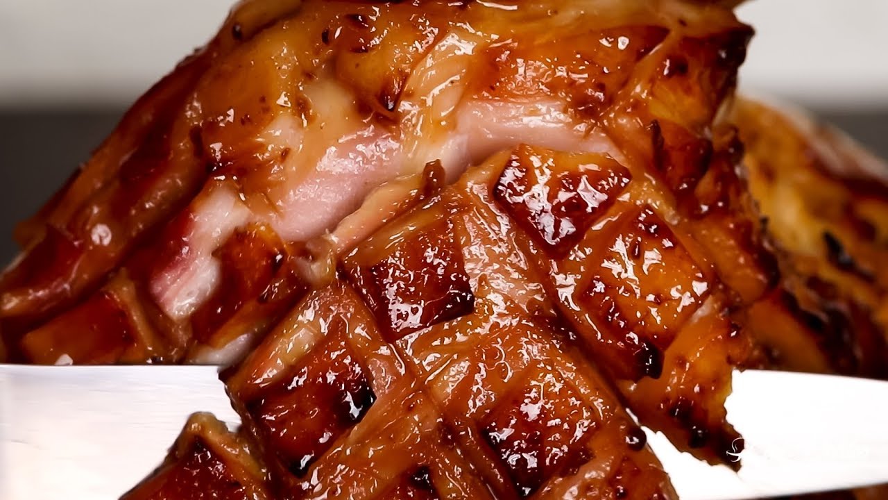 Recipe: Brown Sugar Glazed Ham &ndash; Sticky, Holiday Table Hero