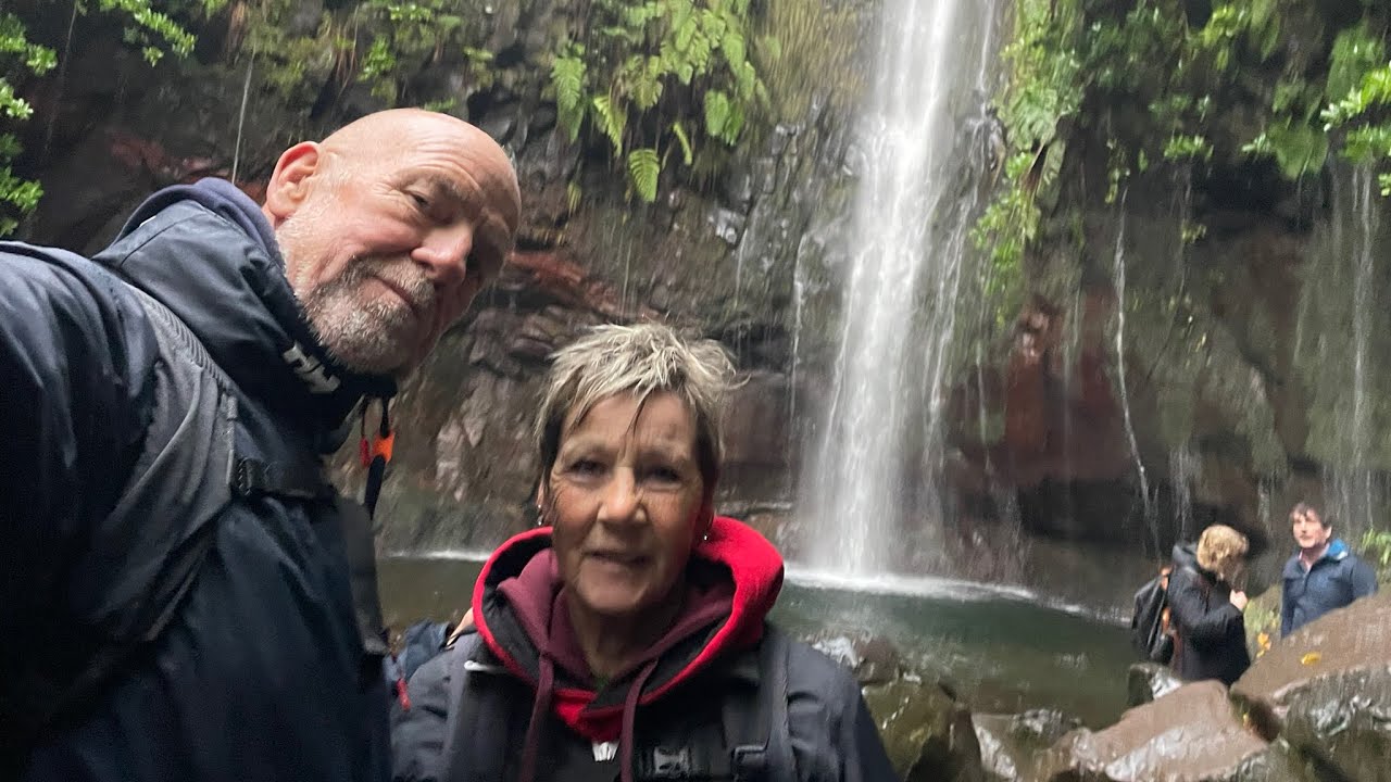 Hike Madeira Levada das 25 fontes en Risco