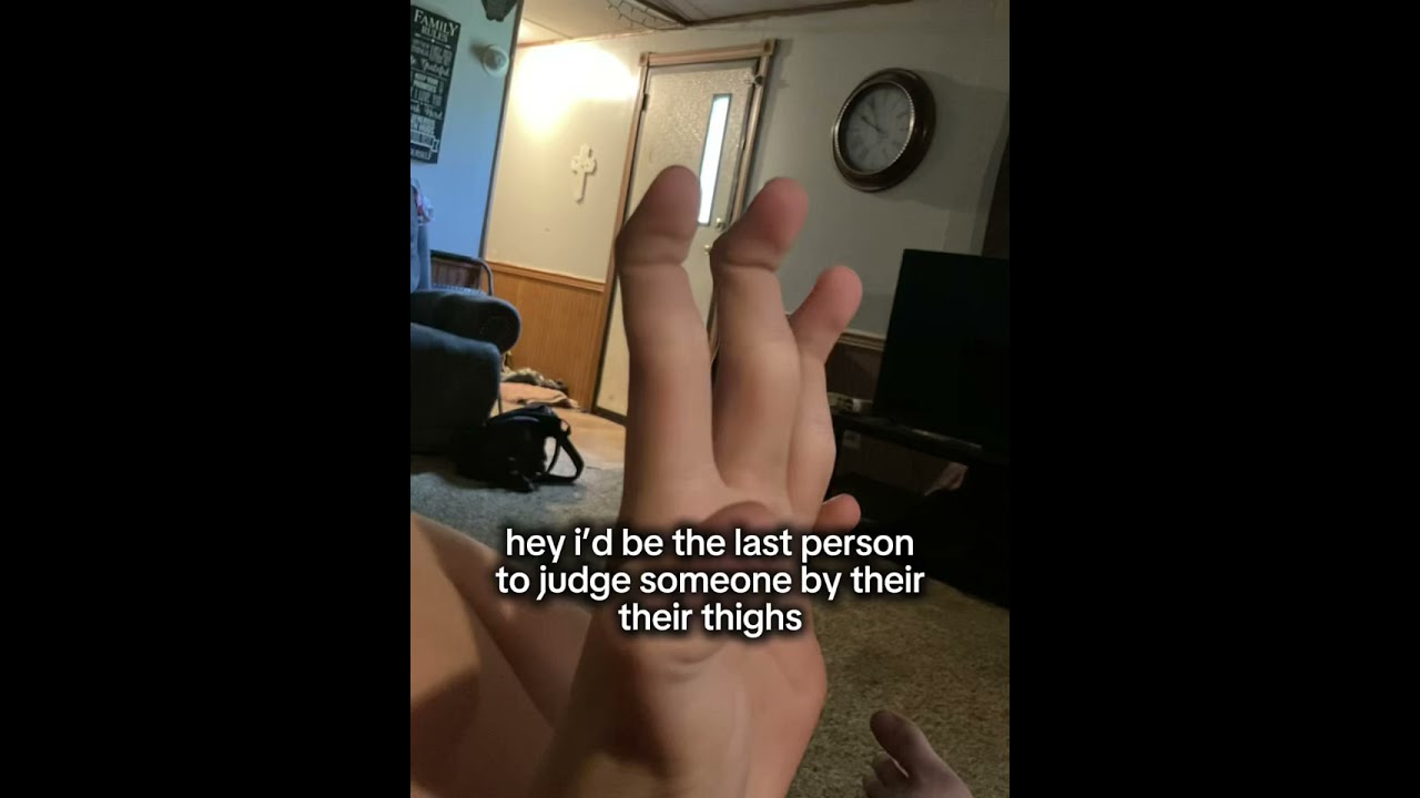 thick thighs 🫶🏻🤍 . #fypシ #viral #fyp  #thickthighs