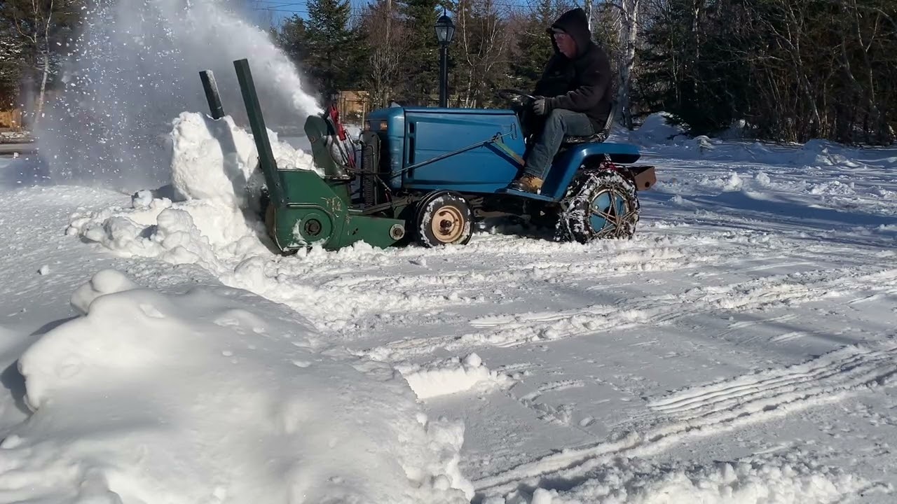 More snow removal, different tractor this time. #gardentractors #snowremovalequipment #snowremoval 