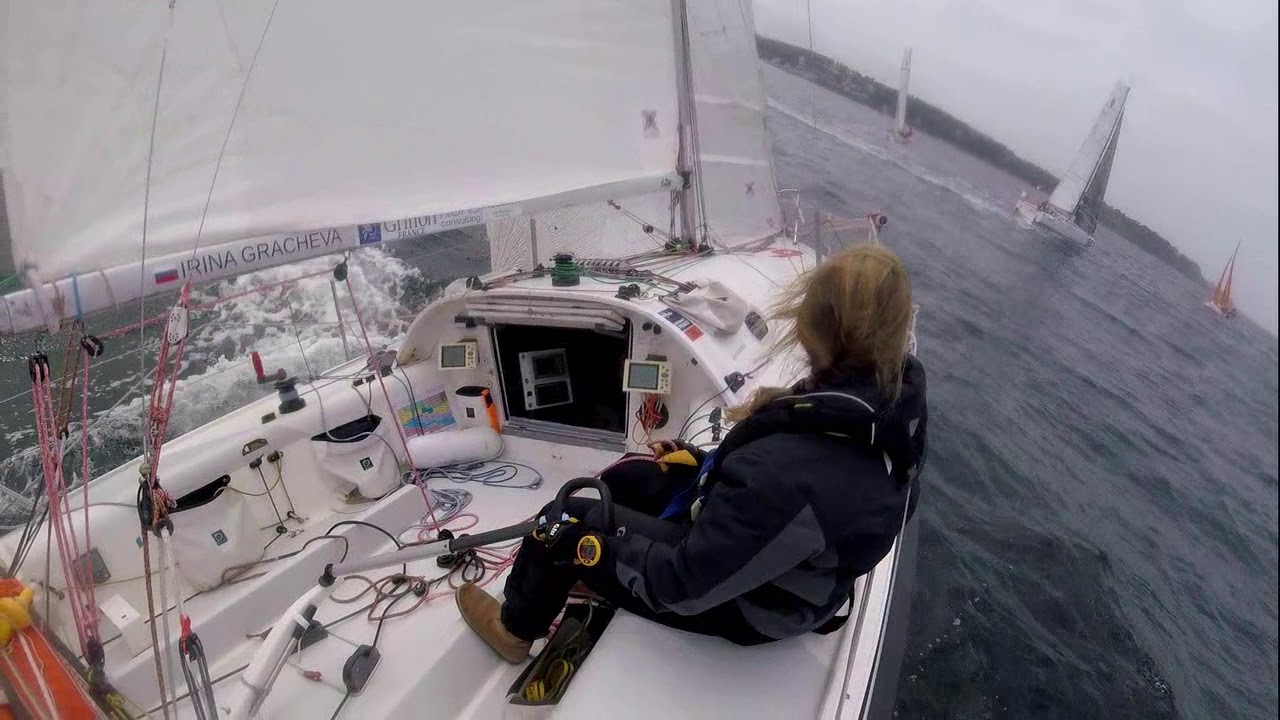 Solo tacking on Mini 6.5