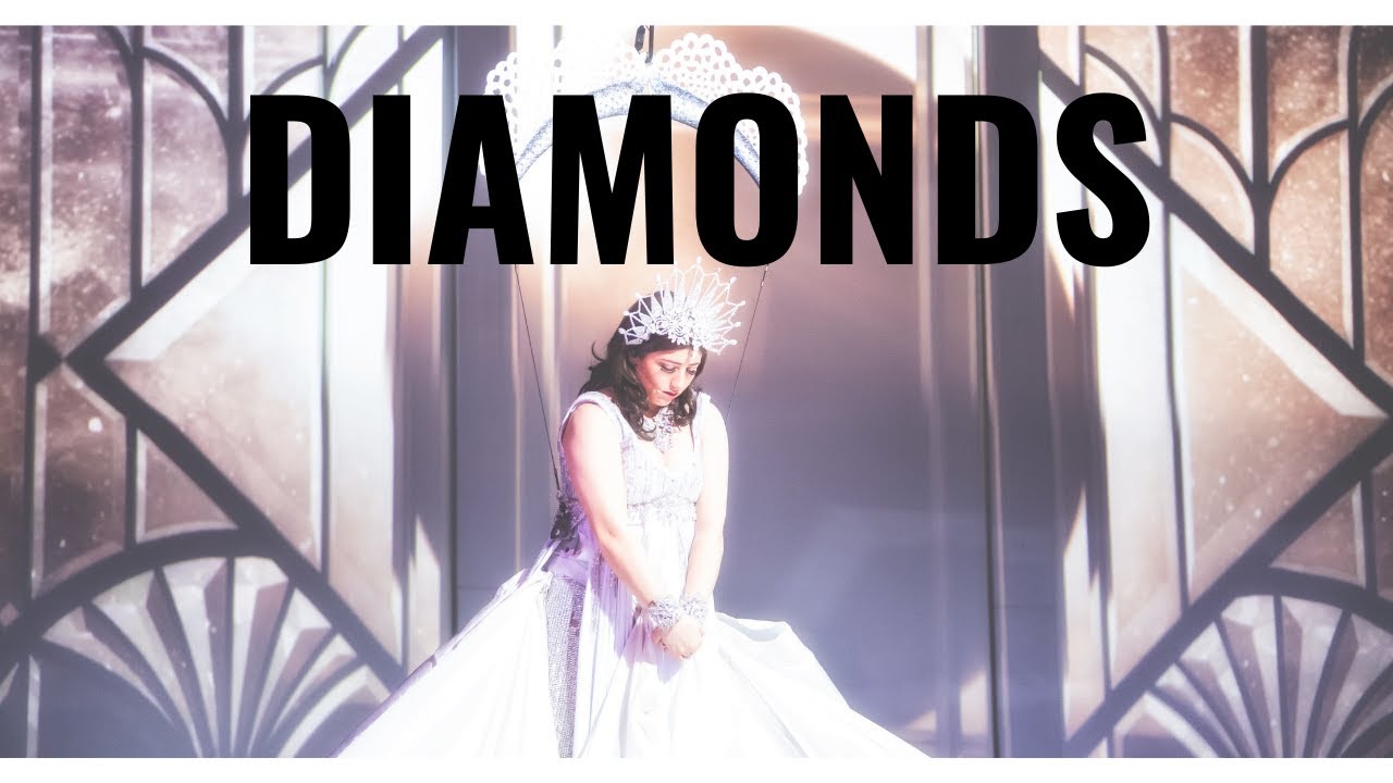 Sydnie Christmas - RCCL QUANTUM OF THE SEAS - StarWater -  DIAMONDS. 2015