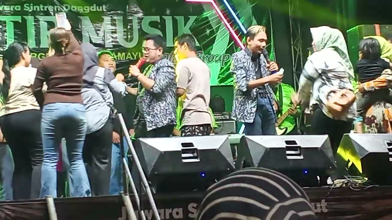 Lagu.  Towang tambi . Vocal wa kancil fet wa petot 