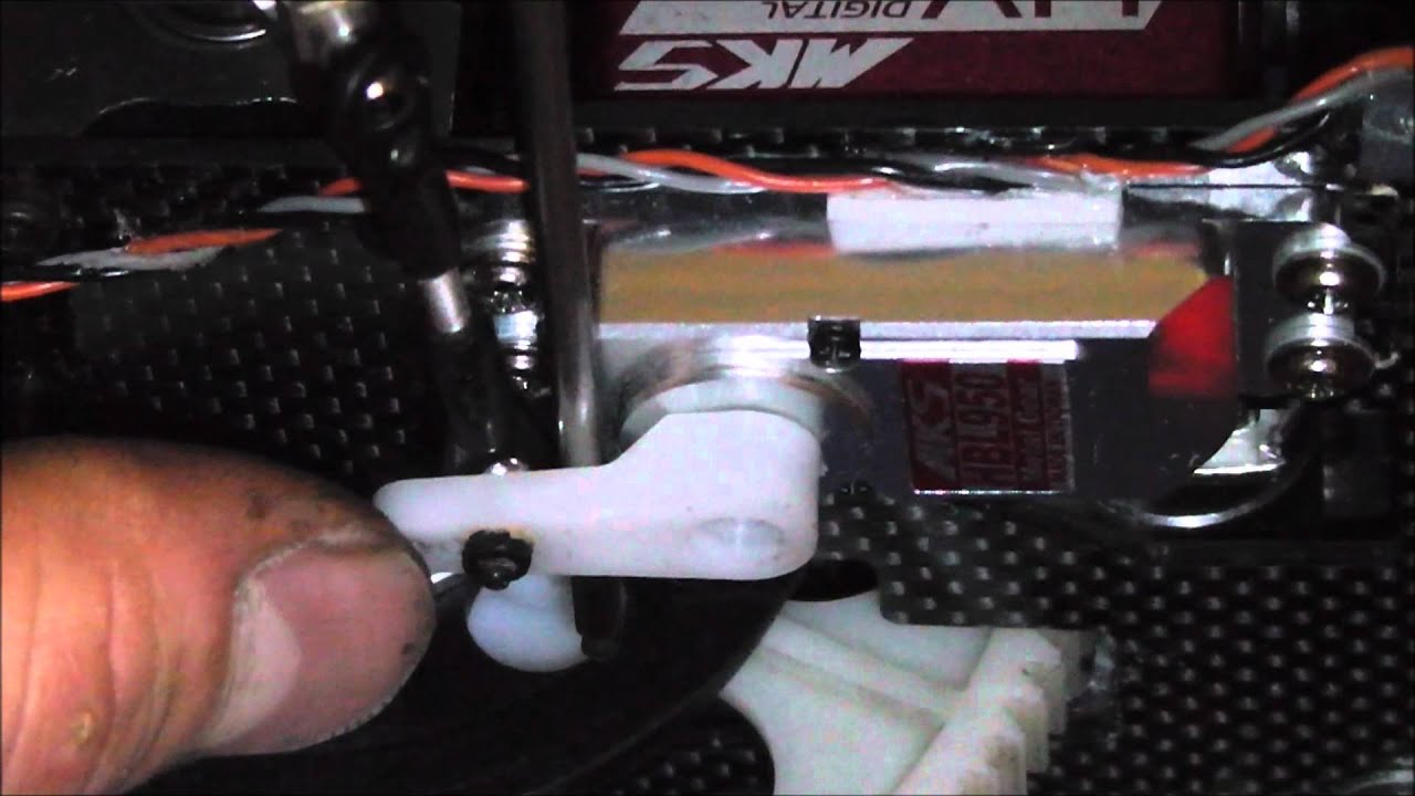 R/C Heli Tutorial #5 (Quick Tip) Safely Remove Servo Horns