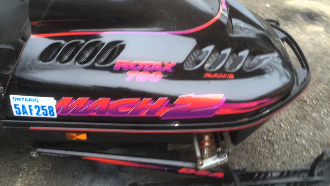 1996 Skidoo MACH Z 780 triple - Start up