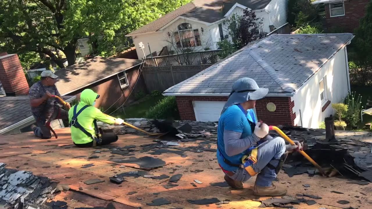 Roofing Contractor in Eltingville Staten Island NY - Gino's Roofing Staten Island Roofer
