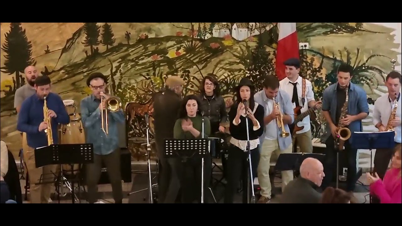 Banda Azzurra - Che La Luna - Funicula