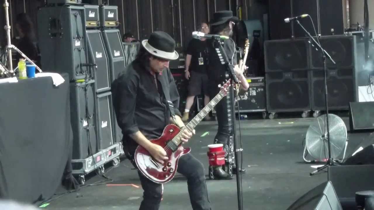 MOTÖRHEAD - Bomber (from the stage!!) - Mayhem Fest 2012 Phoenix, AZ