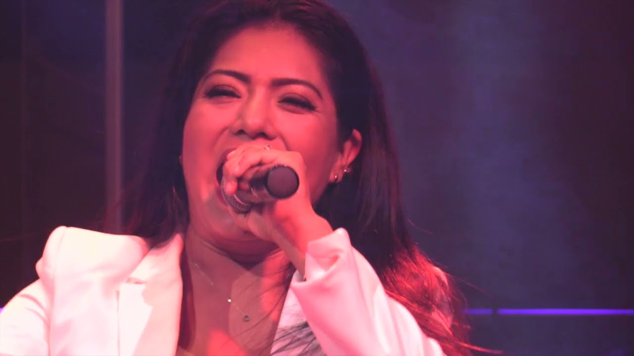 “Voy a ser” de Ana Gabriel interpretada por Rosario Del Valle