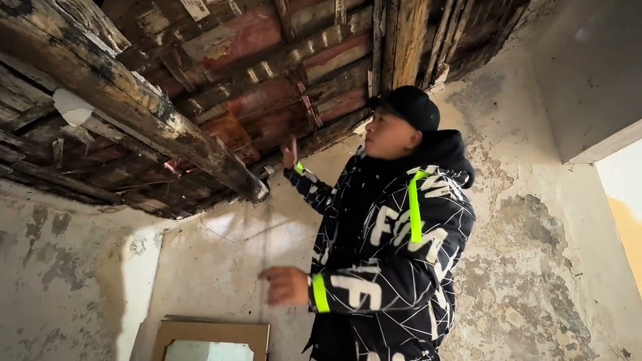 房子是便宜，两千块买的。装修真的是费脑子，早知道平方买小点了【杨大鱼】