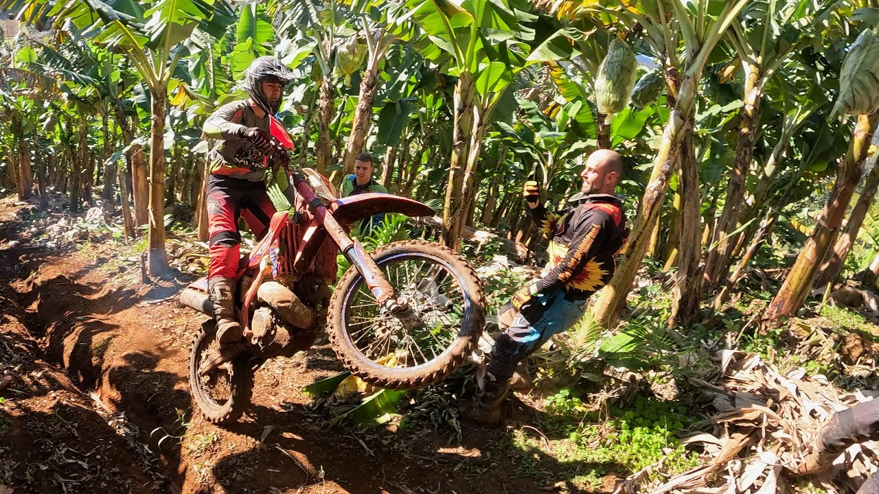 Trilha de Barro e Pedras! Subidas e Descidas de Tirar o Fôlego / 7ª Trilha do Maracujá