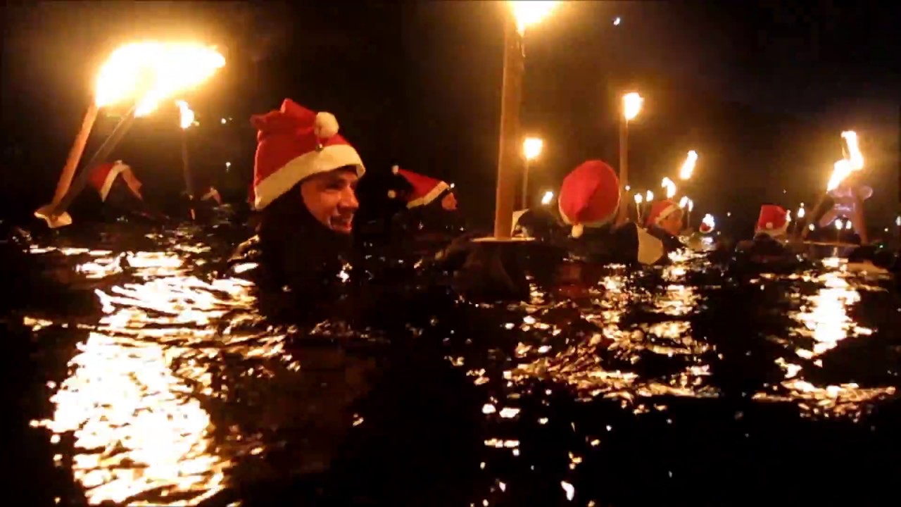 Feuerspucker auf der Mosel   Fackelschwimmen Bernkastel-Kues 2016