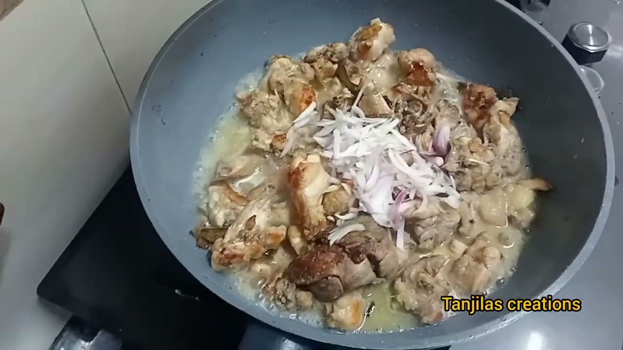 ব্রয়লার মুরগী ভেজে টমেটো দিয়ে কষালাম। Tomato Boiler Chicken Fried Curry Recipe #bangladesh #vlog