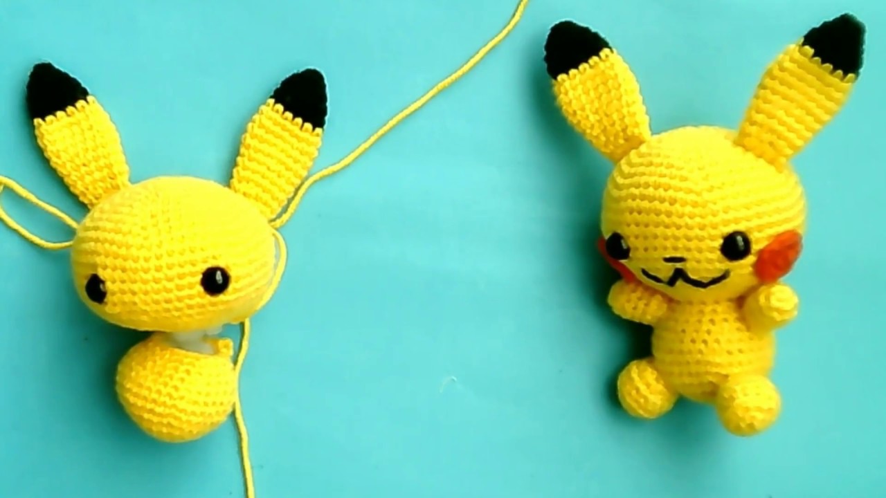 Amigurumi pikaçu yapımı kulak yapımı pikaçhu keychain pikaçhu key chain ear  making -4