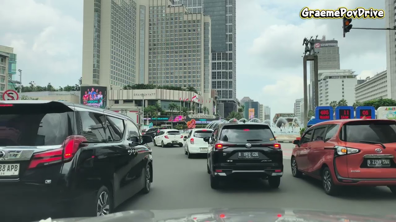Driving in Jakarta 4K | From Senayan to Cempaka Mas Intersection 