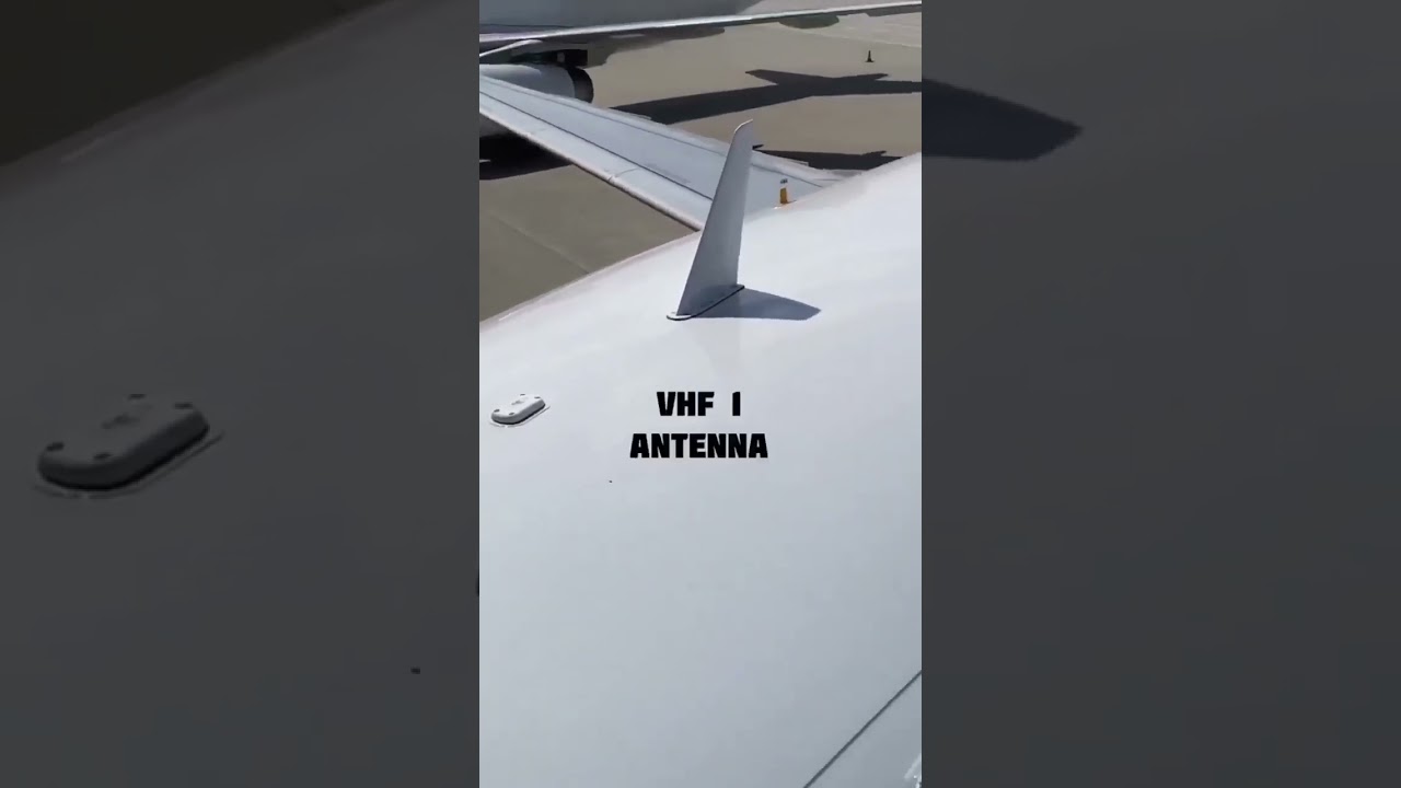 Can you count the number of antennas on an airplane #antenna #aviation #electromagnetic #radar