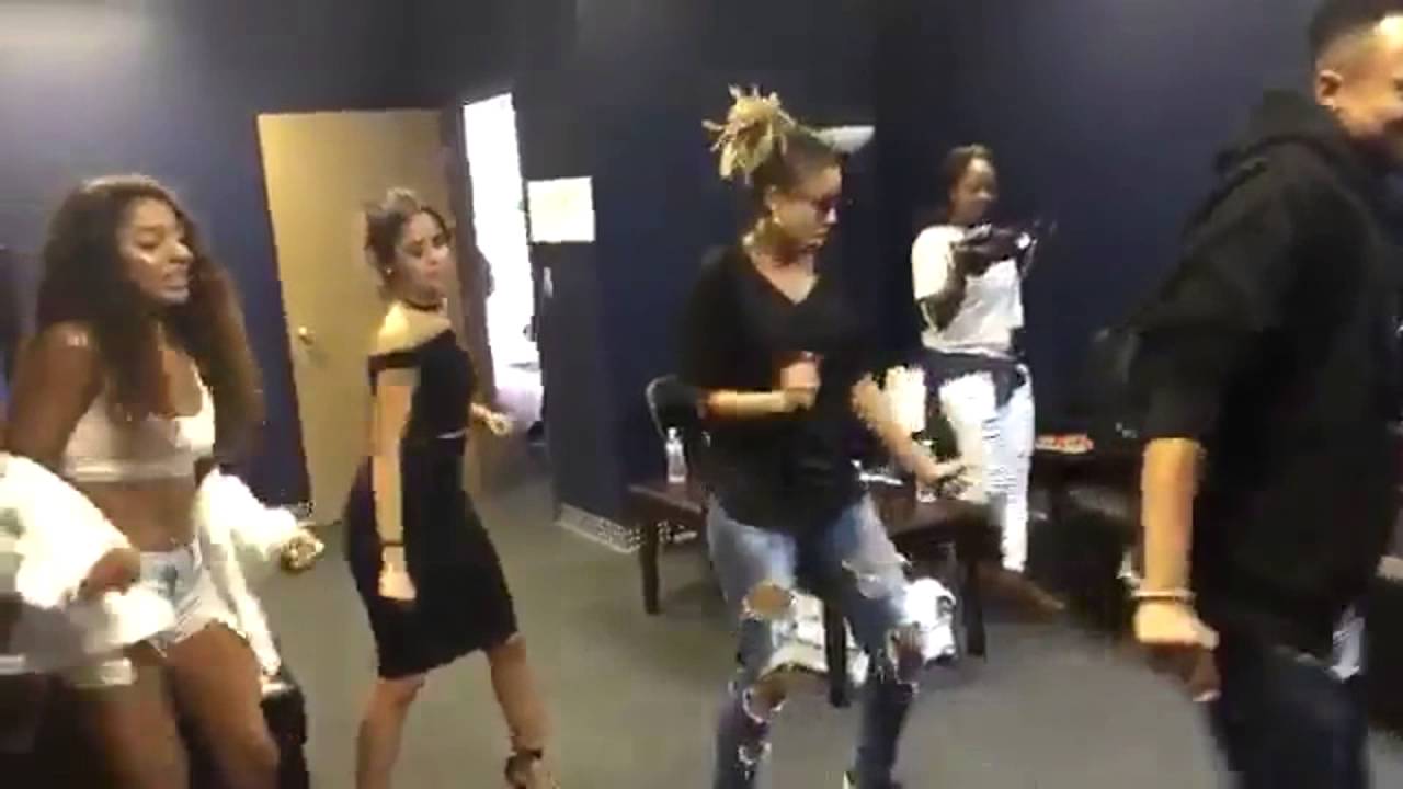 FIFTH HARMONY ON ASHLEE'S SNAPCHAT STORY - September 02, 2016