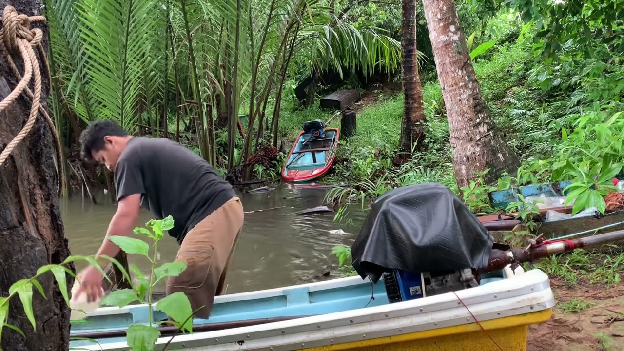 ទឹកចុះវិញហើយ ទូកជាប់លើគោកពេញនឹង