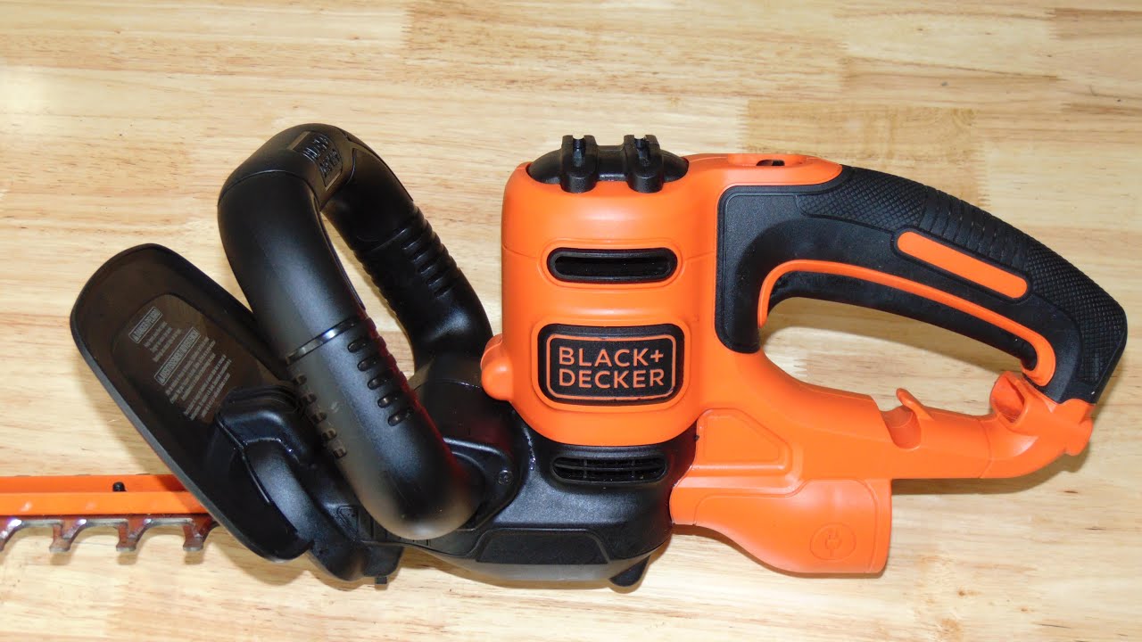 Black and Decker 350 Corded Hedge Trimmer Review